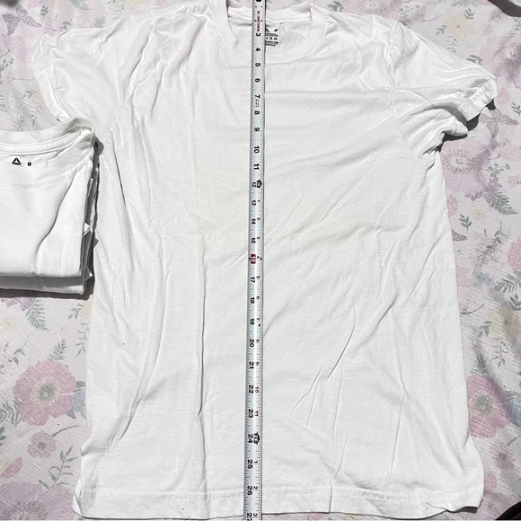 Lot of 3 T shirts reebok : Box D: - Picture 2 of 5